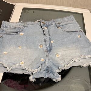 Celebrity Pink Light Blue Daisy Jean Shorts